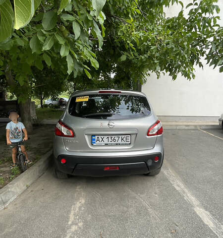 Бежевий Ніссан Кашкай, об'ємом двигуна 1.6 л та пробігом 120 тис. км за 10500 $, фото 1 на Automoto.ua