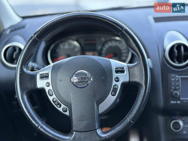 Бежевый Ниссан Кашкай, объемом двигателя 1.6 л и пробегом 190 тыс. км за 12500 $, фото 40 на Automoto.ua