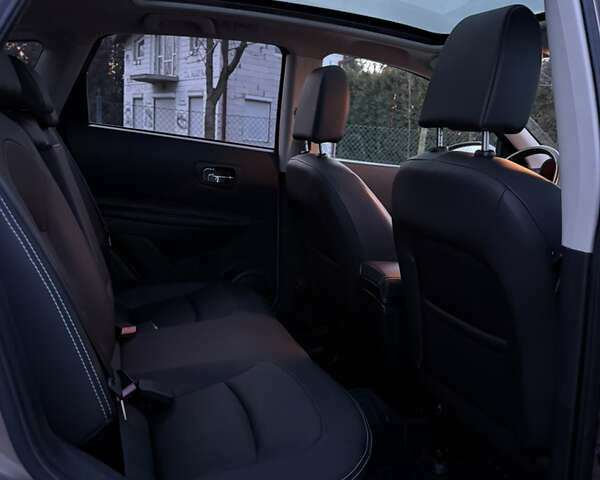 Бежевый Ниссан Кашкай, объемом двигателя 2 л и пробегом 236 тыс. км за 12900 $, фото 66 на Automoto.ua