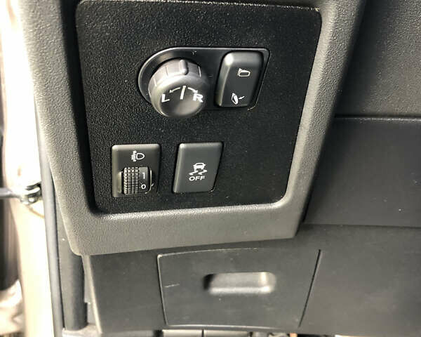 Ніссан Кашкай 2012 у Ужгороді на Automoto.ua Бежевий Ніссан Кашкай, об'ємом двигуна 2 л та пробігом 226 тис. км за 11950 $, фото 16 на Automoto.ua