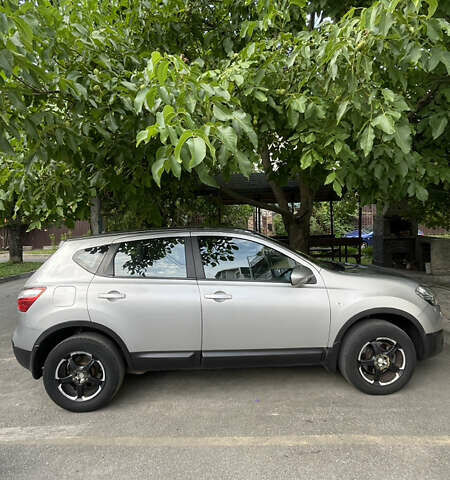 Бежевий Ніссан Кашкай, об'ємом двигуна 1.6 л та пробігом 120 тис. км за 10500 $, фото 2 на Automoto.ua