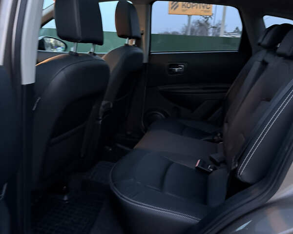 Бежевый Ниссан Кашкай, объемом двигателя 2 л и пробегом 236 тыс. км за 12900 $, фото 69 на Automoto.ua