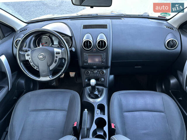 Бежевый Ниссан Кашкай, объемом двигателя 1.6 л и пробегом 190 тыс. км за 12500 $, фото 41 на Automoto.ua