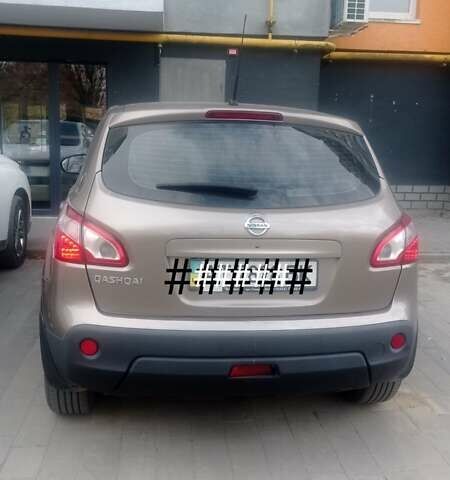 Бежевый Ниссан Кашкай, объемом двигателя 2 л и пробегом 107 тыс. км за 13500 $, фото 7 на Automoto.ua