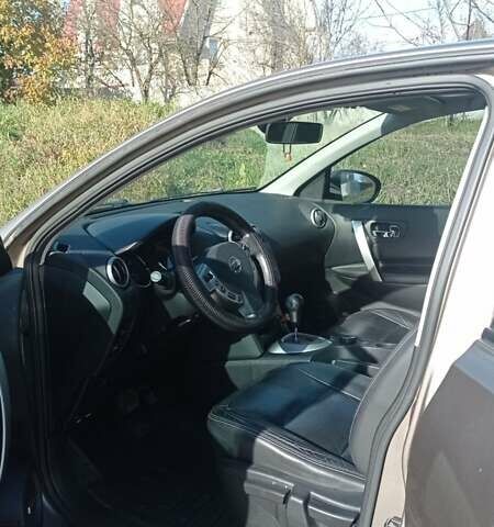 Бежевый Ниссан Кашкай, объемом двигателя 2 л и пробегом 107 тыс. км за 13500 $, фото 5 на Automoto.ua