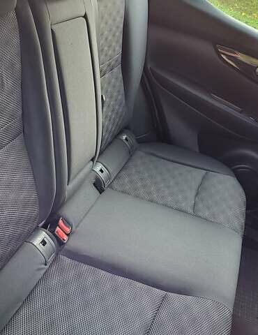 Бежевый Ниссан Кашкай, объемом двигателя 1.6 л и пробегом 200 тыс. км за 12850 $, фото 34 на Automoto.ua