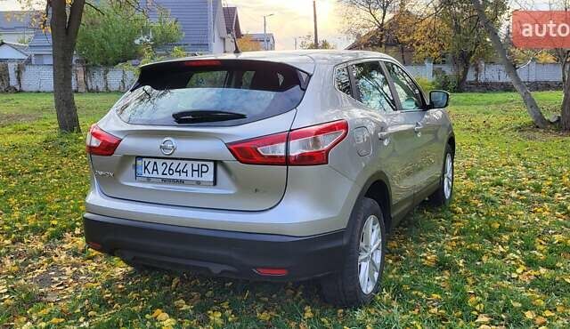 Бежевый Ниссан Кашкай, объемом двигателя 1.6 л и пробегом 200 тыс. км за 12850 $, фото 17 на Automoto.ua