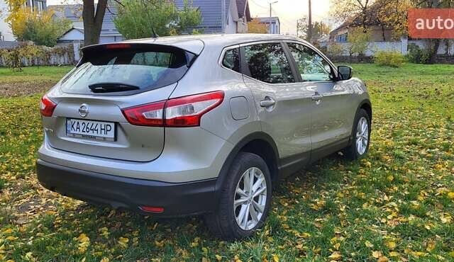 Бежевый Ниссан Кашкай, объемом двигателя 1.6 л и пробегом 200 тыс. км за 12850 $, фото 16 на Automoto.ua