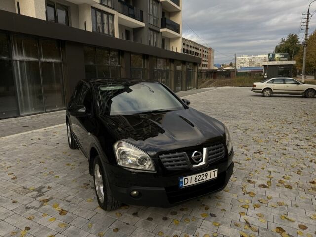 Черный Ниссан Кашкай, объемом двигателя 2 л и пробегом 320 тыс. км за 7000 $, фото 5 на Automoto.ua