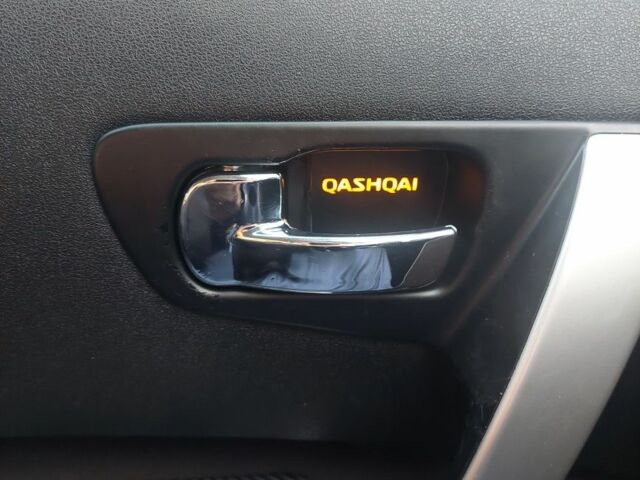 Чорний Ніссан Кашкай, об'ємом двигуна 0 л та пробігом 145 тис. км за 11000 $, фото 3 на Automoto.ua