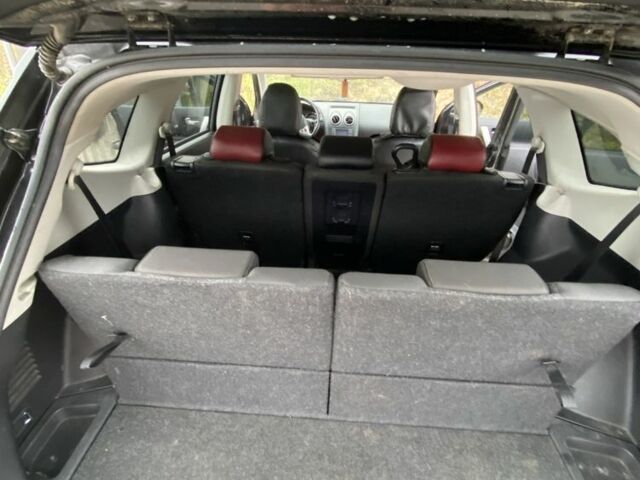 Черный Ниссан Кашкай, объемом двигателя 1.5 л и пробегом 257 тыс. км за 9900 $, фото 7 на Automoto.ua