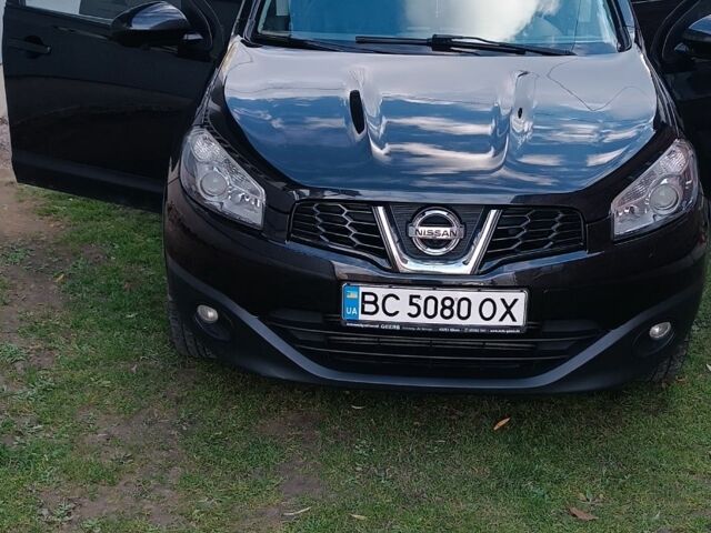 Черный Ниссан Кашкай, объемом двигателя 1.5 л и пробегом 275 тыс. км за 10800 $, фото 4 на Automoto.ua