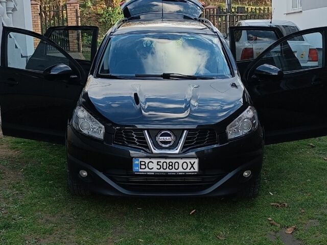 Черный Ниссан Кашкай, объемом двигателя 1.5 л и пробегом 275 тыс. км за 10800 $, фото 3 на Automoto.ua