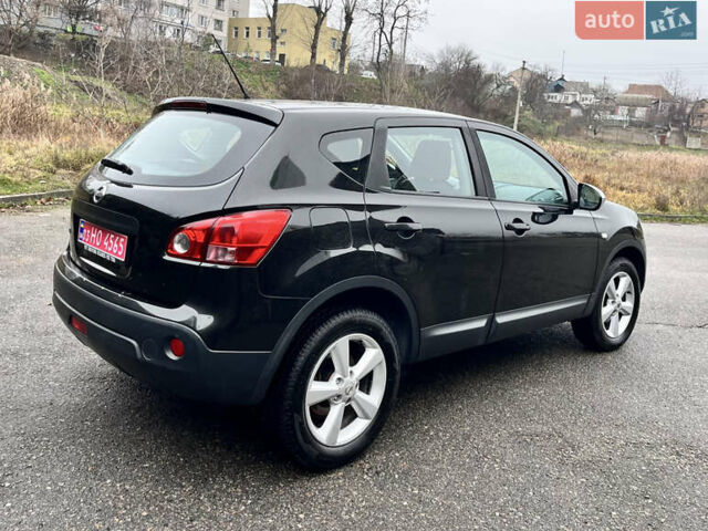 Черный Ниссан Кашкай, объемом двигателя 1.6 л и пробегом 209 тыс. км за 7700 $, фото 7 на Automoto.ua