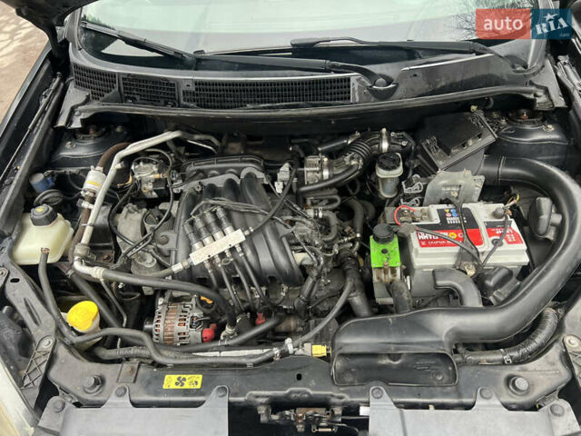 Черный Ниссан Кашкай, объемом двигателя 1.6 л и пробегом 268 тыс. км за 6800 $, фото 36 на Automoto.ua