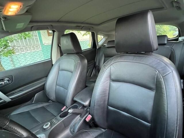 Черный Ниссан Кашкай, объемом двигателя 2 л и пробегом 241 тыс. км за 8900 $, фото 11 на Automoto.ua