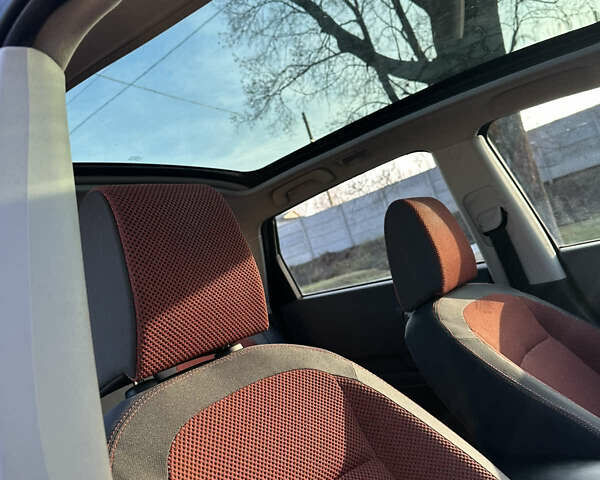 Черный Ниссан Кашкай, объемом двигателя 1.6 л и пробегом 196 тыс. км за 8599 $, фото 9 на Automoto.ua