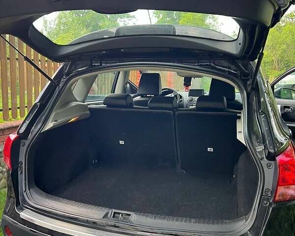 Чорний Ніссан Кашкай, об'ємом двигуна 2 л та пробігом 241 тис. км за 9300 $, фото 5 на Automoto.ua