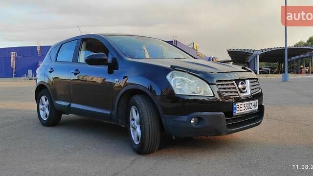 Черный Ниссан Кашкай, объемом двигателя 1.6 л и пробегом 260 тыс. км за 8300 $, фото 4 на Automoto.ua