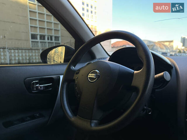 Черный Ниссан Кашкай, объемом двигателя 1.6 л и пробегом 142 тыс. км за 8900 $, фото 20 на Automoto.ua