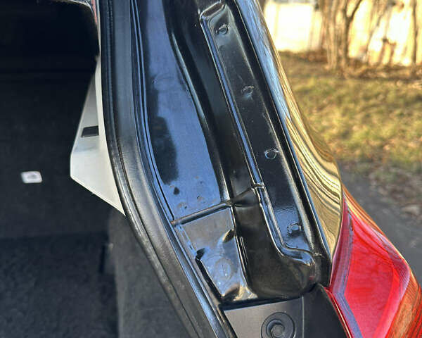 Черный Ниссан Кашкай, объемом двигателя 1.6 л и пробегом 196 тыс. км за 8599 $, фото 25 на Automoto.ua