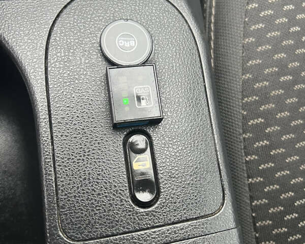 Черный Ниссан Кашкай, объемом двигателя 1.6 л и пробегом 212 тыс. км за 7499 $, фото 35 на Automoto.ua