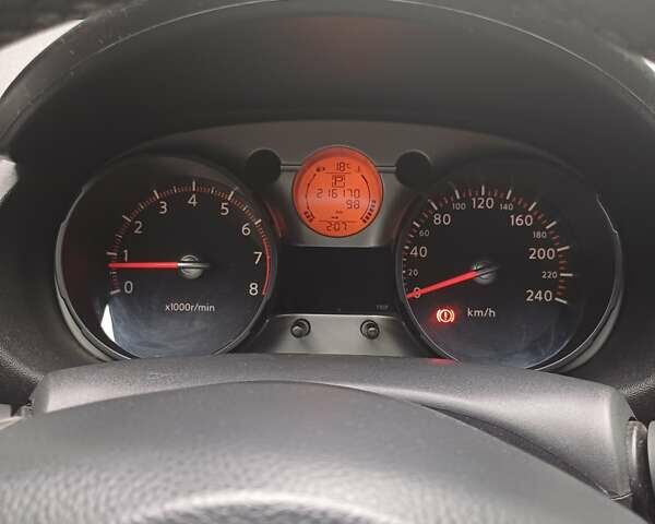 Черный Ниссан Кашкай, объемом двигателя 2 л и пробегом 217 тыс. км за 7800 $, фото 5 на Automoto.ua