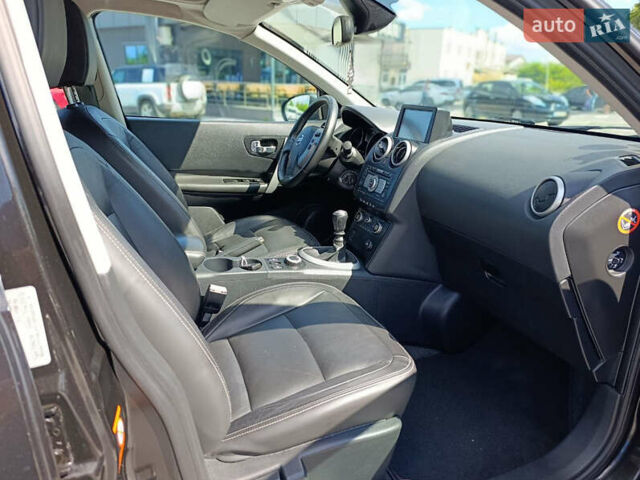 Черный Ниссан Кашкай, объемом двигателя 2 л и пробегом 240 тыс. км за 9700 $, фото 11 на Automoto.ua