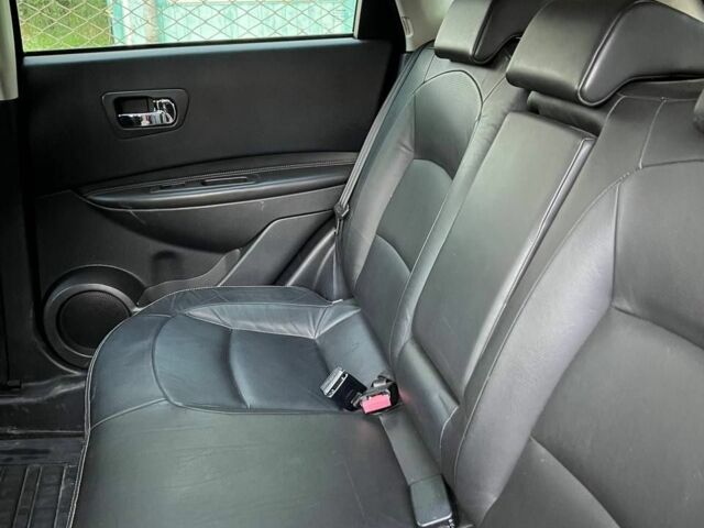 Черный Ниссан Кашкай, объемом двигателя 2 л и пробегом 241 тыс. км за 8900 $, фото 10 на Automoto.ua