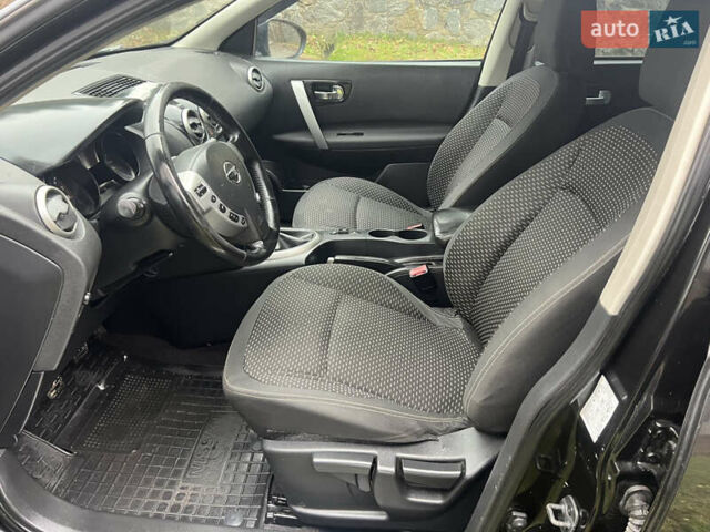 Черный Ниссан Кашкай, объемом двигателя 1.6 л и пробегом 268 тыс. км за 6800 $, фото 28 на Automoto.ua