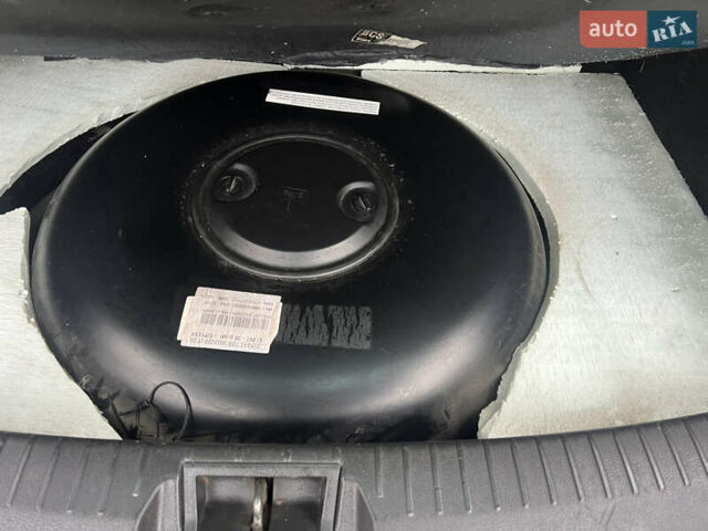 Черный Ниссан Кашкай, объемом двигателя 1.6 л и пробегом 268 тыс. км за 6800 $, фото 25 на Automoto.ua