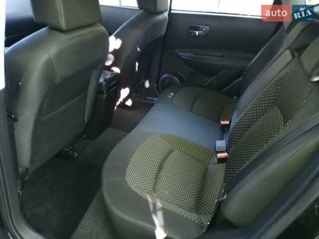 Чорний Ніссан Кашкай, об'ємом двигуна 2 л та пробігом 260 тис. км за 7999 $, фото 31 на Automoto.ua