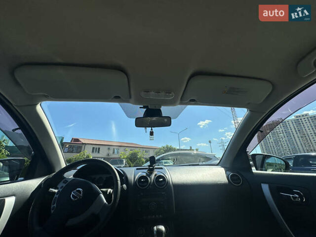 Черный Ниссан Кашкай, объемом двигателя 2 л и пробегом 166 тыс. км за 8900 $, фото 4 на Automoto.ua