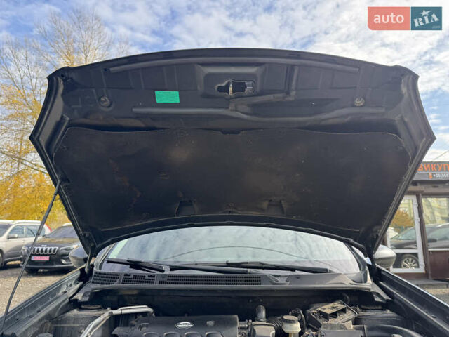 Черный Ниссан Кашкай, объемом двигателя 2 л и пробегом 185 тыс. км за 6999 $, фото 16 на Automoto.ua