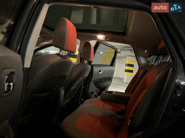 Черный Ниссан Кашкай, объемом двигателя 2 л и пробегом 248 тыс. км за 4690 $, фото 6 на Automoto.ua