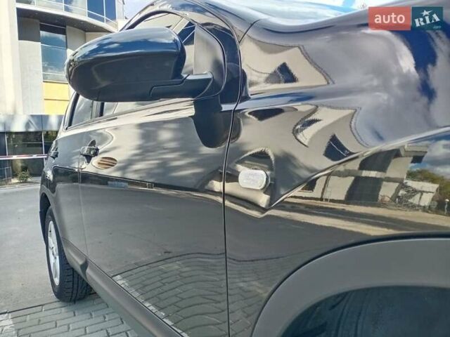 Чорний Ніссан Кашкай, об'ємом двигуна 2 л та пробігом 260 тис. км за 7999 $, фото 19 на Automoto.ua