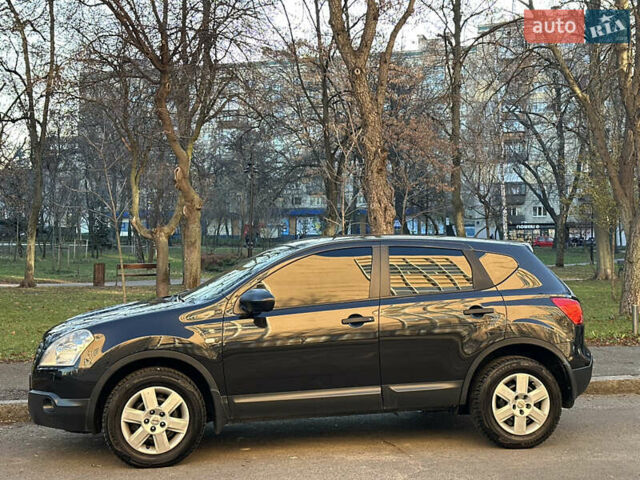 Черный Ниссан Кашкай, объемом двигателя 1.6 л и пробегом 142 тыс. км за 8900 $, фото 3 на Automoto.ua