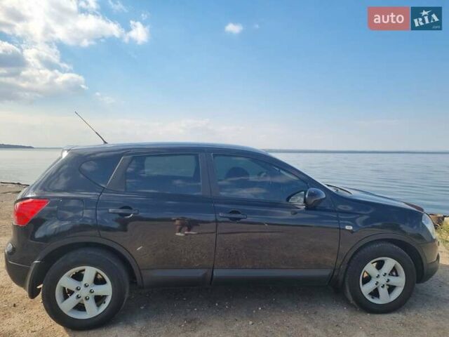 Черный Ниссан Кашкай, объемом двигателя 2 л и пробегом 199 тыс. км за 7900 $, фото 5 на Automoto.ua