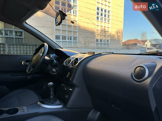 Черный Ниссан Кашкай, объемом двигателя 1.6 л и пробегом 142 тыс. км за 8900 $, фото 16 на Automoto.ua