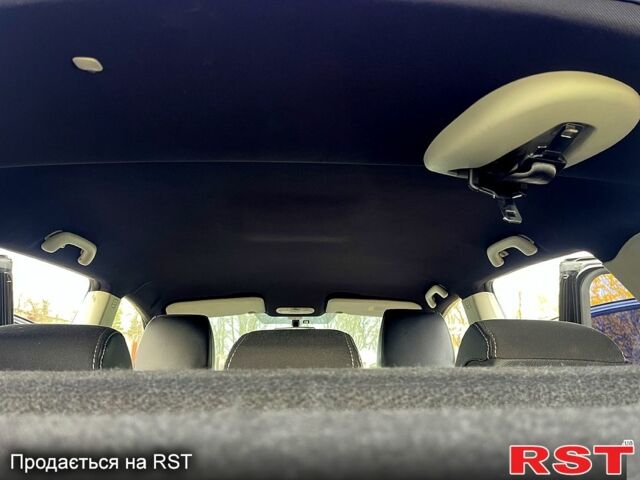 Черный Ниссан Кашкай, объемом двигателя 2 л и пробегом 185 тыс. км за 7499 $, фото 13 на Automoto.ua