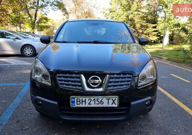 Черный Ниссан Кашкай, объемом двигателя 2 л и пробегом 187 тыс. км за 7500 $, фото 4 на Automoto.ua