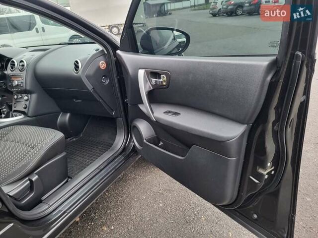 Черный Ниссан Кашкай, объемом двигателя 1.5 л и пробегом 239 тыс. км за 8900 $, фото 55 на Automoto.ua