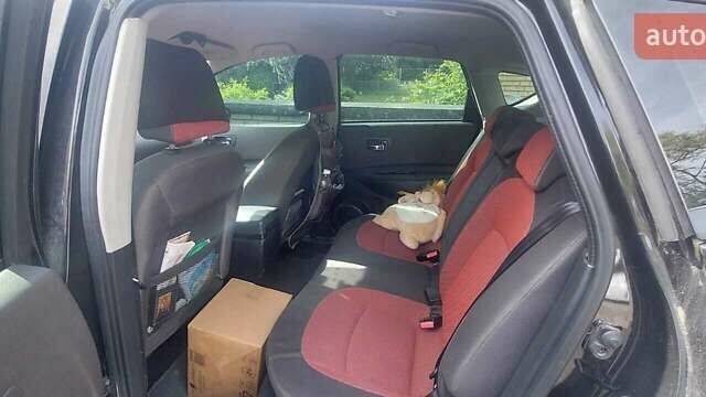 Черный Ниссан Кашкай, объемом двигателя 2 л и пробегом 118 тыс. км за 8999 $, фото 7 на Automoto.ua