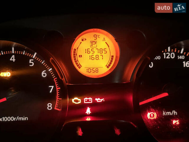 Черный Ниссан Кашкай, объемом двигателя 2 л и пробегом 166 тыс. км за 8900 $, фото 18 на Automoto.ua