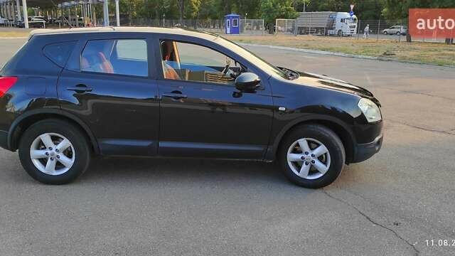 Черный Ниссан Кашкай, объемом двигателя 1.6 л и пробегом 260 тыс. км за 8300 $, фото 13 на Automoto.ua