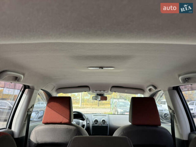 Черный Ниссан Кашкай, объемом двигателя 2 л и пробегом 185 тыс. км за 6999 $, фото 18 на Automoto.ua