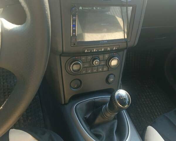 Черный Ниссан Кашкай, объемом двигателя 2 л и пробегом 283 тыс. км за 8200 $, фото 6 на Automoto.ua