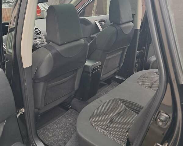 Черный Ниссан Кашкай, объемом двигателя 1.5 л и пробегом 262 тыс. км за 7600 $, фото 10 на Automoto.ua