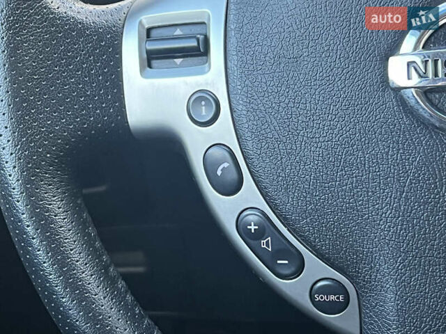 Черный Ниссан Кашкай, объемом двигателя 2 л и пробегом 164 тыс. км за 7300 $, фото 15 на Automoto.ua