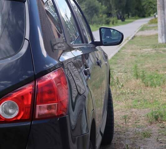 Черный Ниссан Кашкай, объемом двигателя 1.5 л и пробегом 234 тыс. км за 8600 $, фото 2 на Automoto.ua